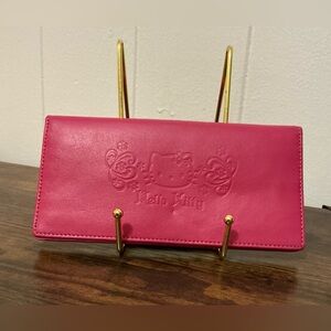 A Rare Vintage Sanrio 2007 Embossed Hello Kitty Pink Faux Leather Long Wallet